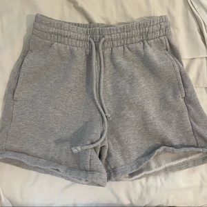 aritzia cozy af grey 5” sweatshorts